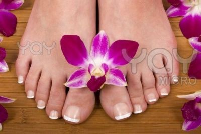 stock-images-feet-ankle-aroma-aromatherapy-pixmac-75520323.jpg